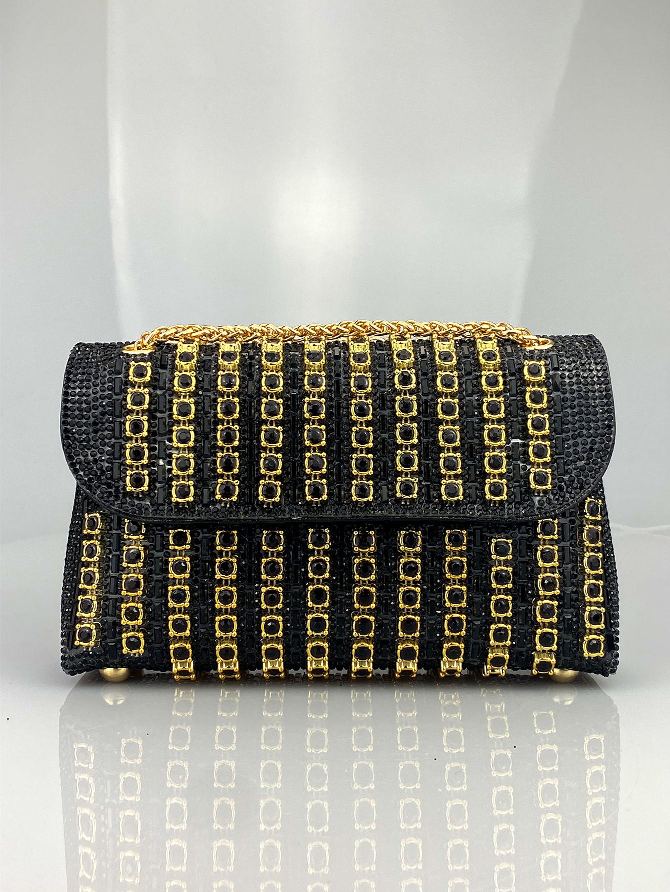 Elegant Clutch Bag with Rhinestones