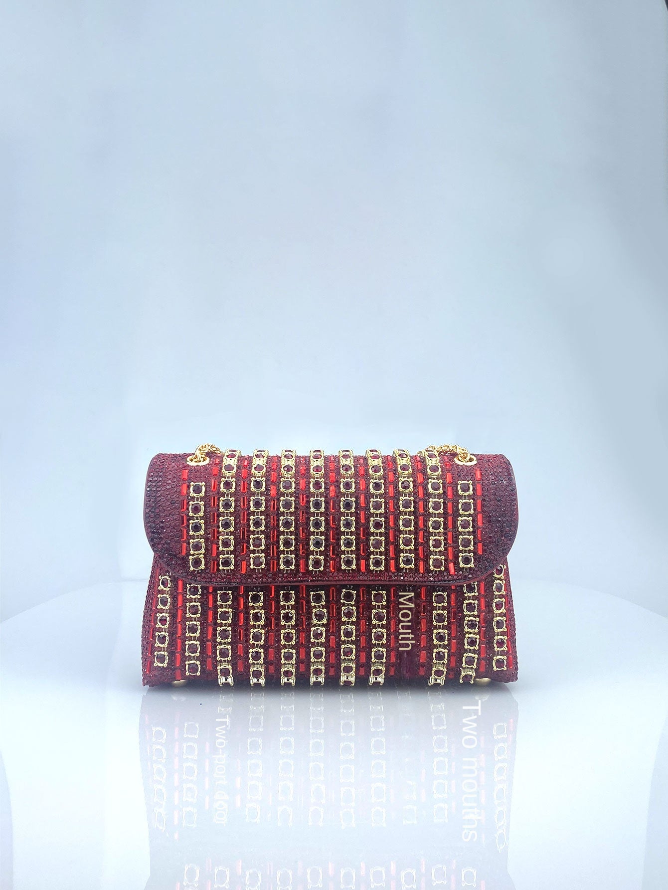 Elegant Clutch Bag with Rhinestones